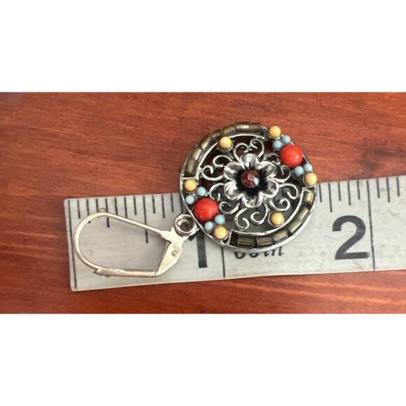 Vintage Floral Filigree Dangle Earrings Leverback Closure Rhinestones Estate - Picture 4 of 5